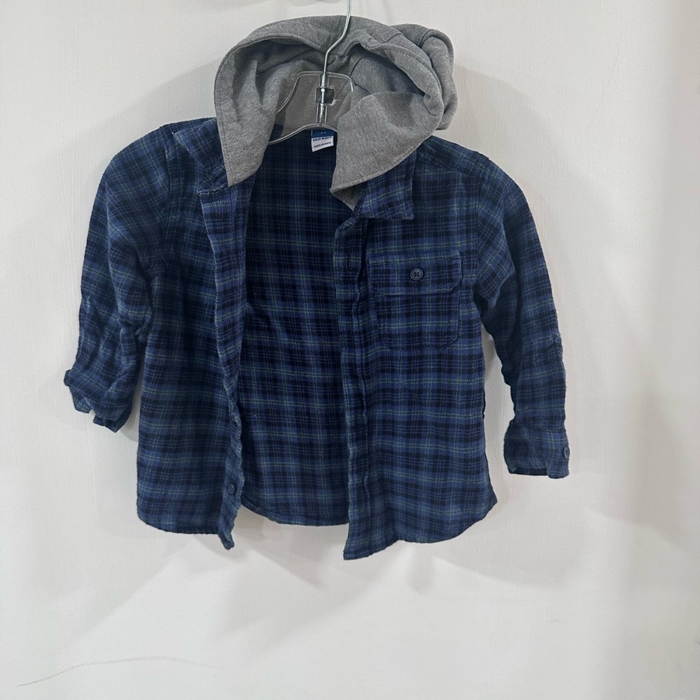 Boys 2T hooded flannel